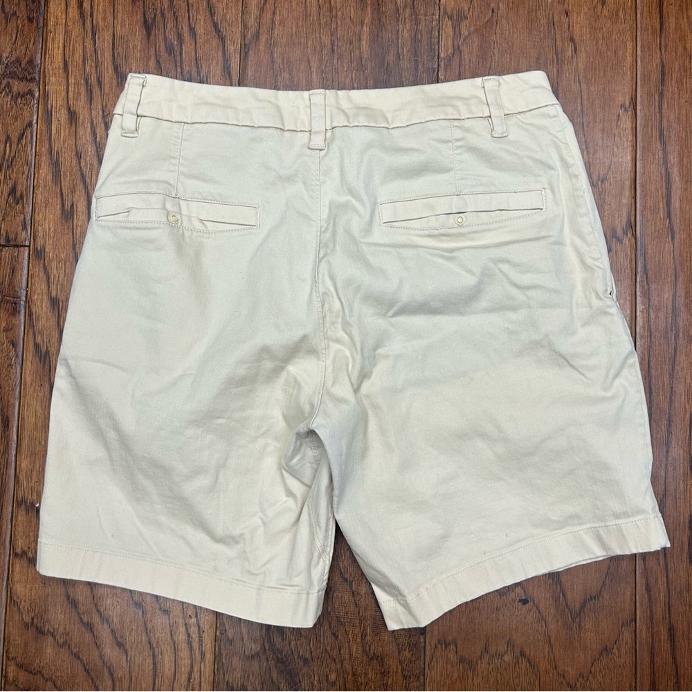 Lululemon Commission Classic-Fit‎ Short 7" *Oxford - Picture 3 of 4